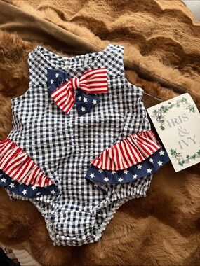 iris & ivy Navy Gingham Baby Romper with Red & White Bow 0-3 months NWT